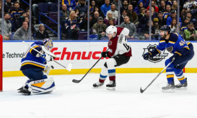 Dominic Toninato edusti urallaan myös Colorado Avalanchea.