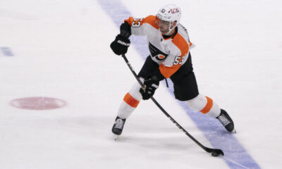 Shayne Gostisbehere pelasi pitkään Flyersissa.