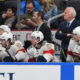 Joel Quenneville Panthersin penkin takana.