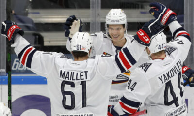 Metallurg tuulettaa maalia.