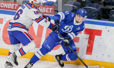 Mikko Lehtonen SKA:n vieraspaidassa.