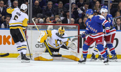 Pittsburgh Penguinsin Casey DeSmith loukkaantui New York Rangersia vastaan
