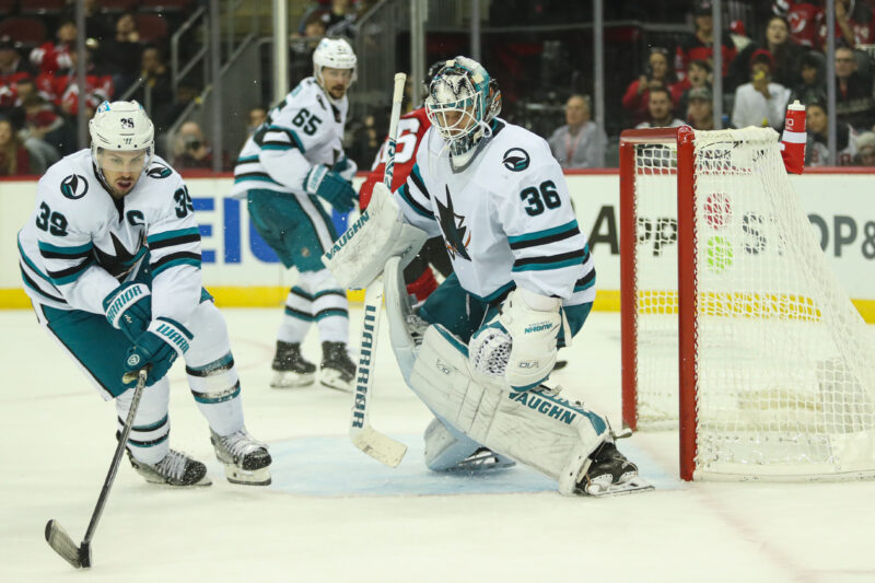 San Jose Sharksin Kaapo Kähkönen.