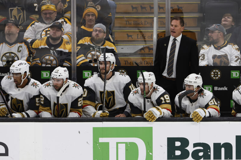 Vegas Golden Knightsin päävalmentaja Bruce Cassidy.