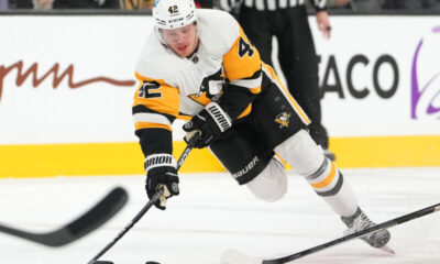 Pittsburgh Penguinsin Kasperi Kapanen.