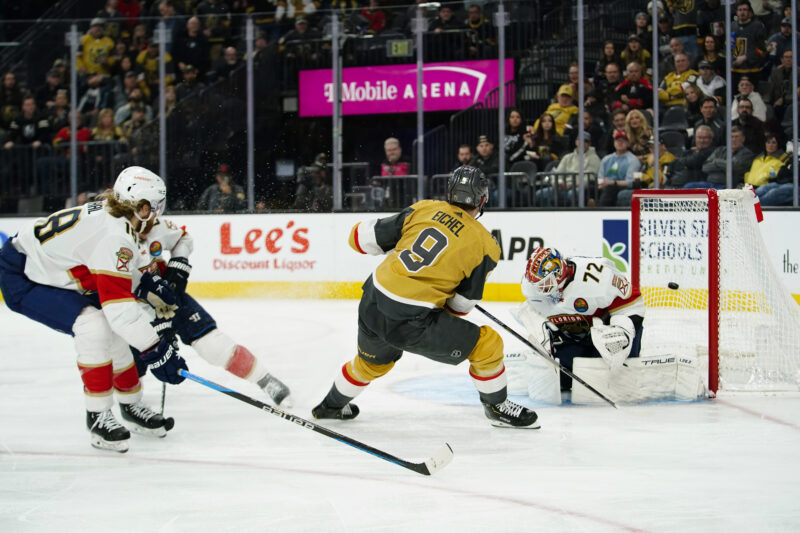 Florida Panthers taipui Vegas Golden Knightsin vieraana.