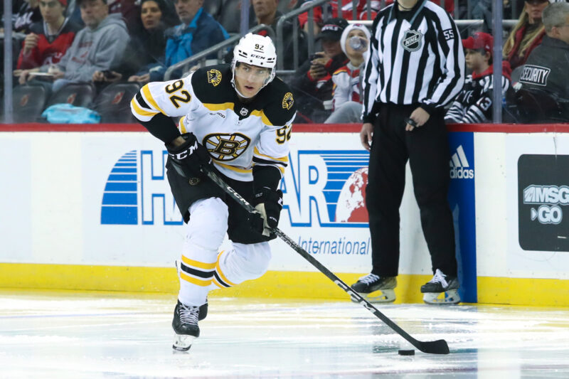 Boston Bruinsin Tomas Nosek vaihtaa seuraa.