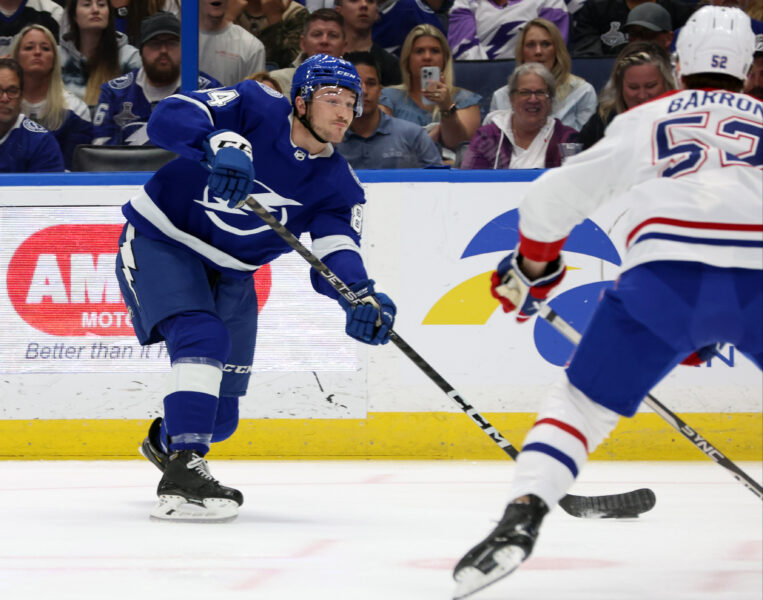 Tampa Bay Lightningin Tanner Jeannot.