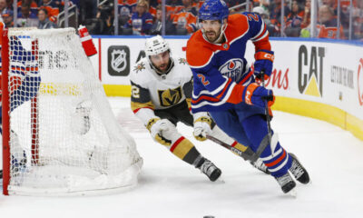 Edmonton Oilersin kanadalaispuolustaja Evan Bouchard odottaa jatkosopimusta.